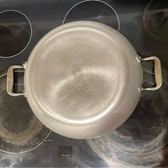 All Clad Master Chef Braiser Pan w/Lid - Picture 4 of 6